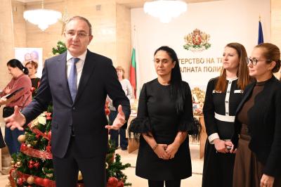 Държавата увеличава финансирането за хора в нужда