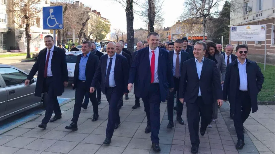 Цялото ръководство на ДПС тръгва за Белица
