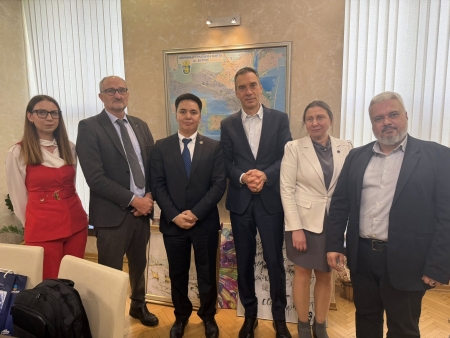Бургас е на крачка от първото общинско IB училище в България