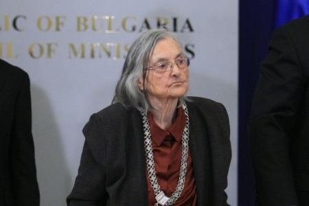 Проф. Димитрина Гюрова извървява пътя от Девическата гимназия в Бургас до върховете на НАТФИЗ
