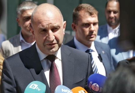 Румен Радев: Крайно време е да дадем път на дипломацията за войната в Украйна