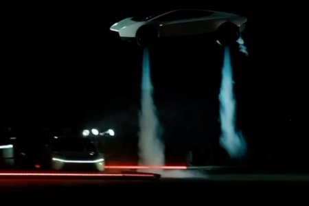 Новият Tesla Roadster лети във въздуха и ускорява до 100 км/ч за под секунда