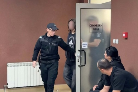 14-годишният ученик, убил майка си, изпратил снимка и запис с виковете ѝ в Инстаграм