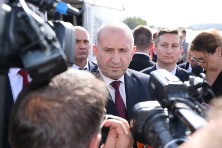 "Прогресивна България" осъди насилието, но отхвърли исканите оставки след инцидента със Соня Колтуклиева