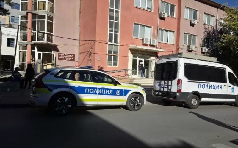 Най-малко 10 души са арестувани при полицейската операция в УМБАЛ „Св. Георги“ в Пловдив